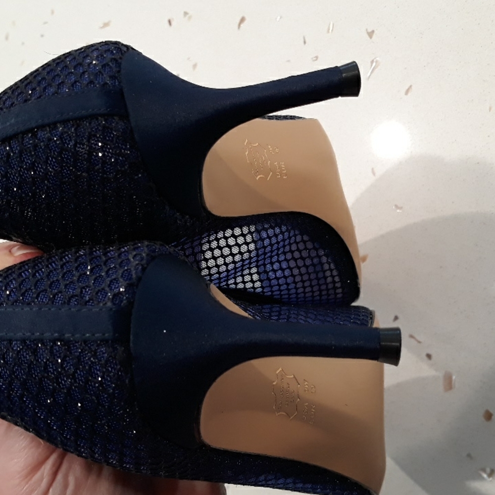 NWOT Nina Niley pump - Picture 3 of 10